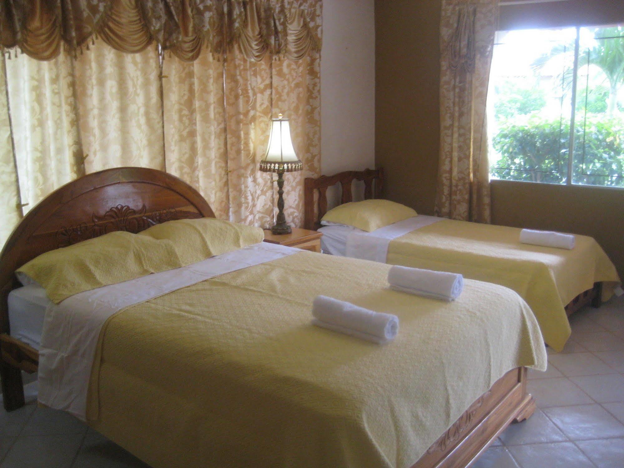Hotel Casa Loma à Pedasi Town Extérieur photo