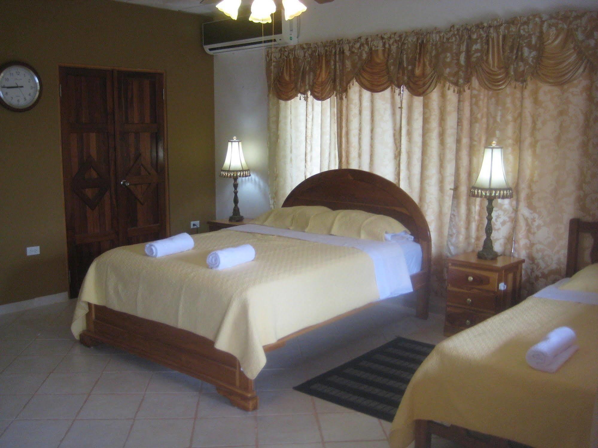 Hotel Casa Loma à Pedasi Town Extérieur photo